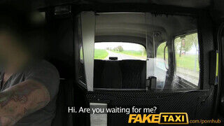 FakeTaxi - aranyos világos szőke kisasszony imádja a gigászi dákót