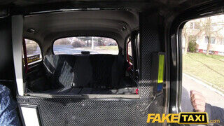 Fake Taxi - Cherry Kiss kamatyol a taxissal