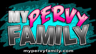 My pervy family - a zsarolás vége egy jó kicsike bujálkodás lesz
