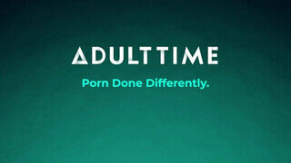 ADULT TIME - Karina Grand keményen segglyukba rakva