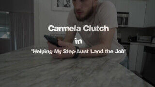Carmela Clutch a bazinagy picsájú nevelő anya