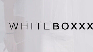 WhiteBoxxx - Eveline Dellai kedveli popóba csinálni
