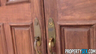 PropertySex - Pristine Edge a izgató milf