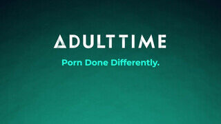 ADULT TIME - Goldie Glock segg lyukba is kurelva