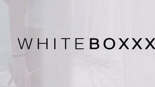 WhiteBoxxx - Anya Krey kedveli segglyukba csinálni