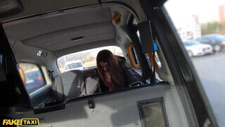 Fake Taxi - Charlotte Angie a cuki olasz fiatalasszony