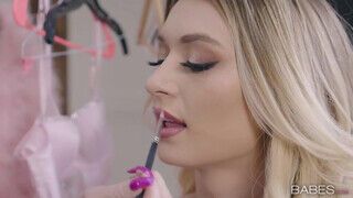 Babes - Natalia Starr engedi popóba is