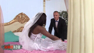 Jasmine Webb a barna menyasszony
