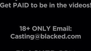 BLACKED - Chanel pinájába gigászi fügyit tolnak