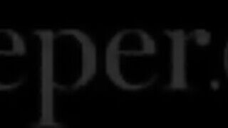 Deeper - Queenie a vadító hatalmas tőgyes milf