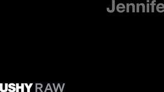 TUSHYRAW - Jennifer White két rúdat kap