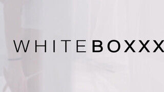 WHITEBOXXX - Nelly Kent és Alissia édeshármasban basznak