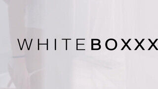 WHITEBOXXX - Romy Indy a tüzes barna kiscsaj