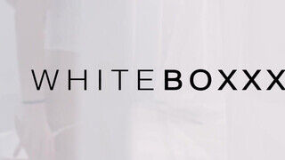 WHITEBOXXX - Adelle Sabelle a gyönyörű francia bige