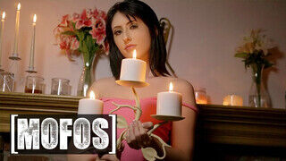 Mofos - Daphne Dare cuncija megbaszva