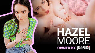 Mofos - Hazel Moore a gigászi cickós félénk maca