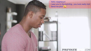 Private Interracial - Anita Bellini kinyalva és megdöngetve