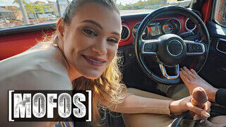 MOFOS - Chloe Rose kedveli a brutális falloszt