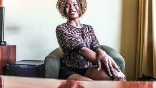 Bűbájos amatőr milf keményen megkúrva casting forgatás után