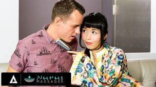 Marica Hase forró masszázsánál megtöri a nagyméretű farka ügyfelétől