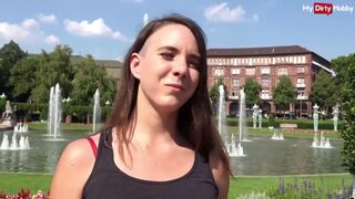 Német turista leányzó kültéri anális kúrása
