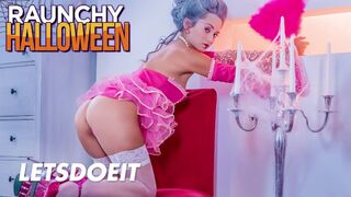 Shrima Malati maszkos korosodó szeretővel ünnepli halloween-t durva dugással