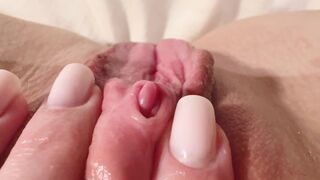 Fiatal amatőr vagina közelről masztizik orgazmusig