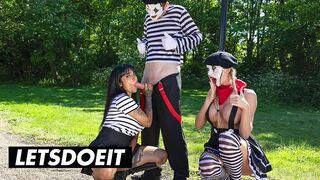 Sexy Street Mimes bemutatja: Vadító édeshármas orbitális mellekkel és kolosszális farkakkal a LetsDoeIt csatornán