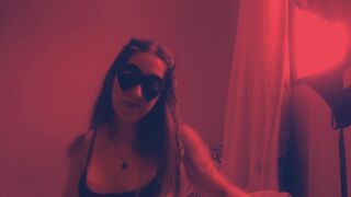 Tinédzser cosplay csajszika peckezik a tanár segítségével 2. rész