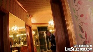 Gyengéd kaland a Life Selector világában: Vad fősulis lányok legelső élményei Isis Taylorral és barátnőivel anális édeshármasban