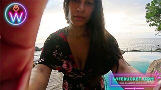 WifeBucket Vágyai - Gyöngéd MILF Lovagol a Naplementében Orbitális Mellekkel és Szenvedéllyel