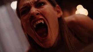 Sötét Vágyak Kastélya - Vampired Csábításában Egy Vonzó Világos Szőke Úrnő és Egy Szemérmes Gádzsi Tiffany Tatummal és Leana Lovings-szal